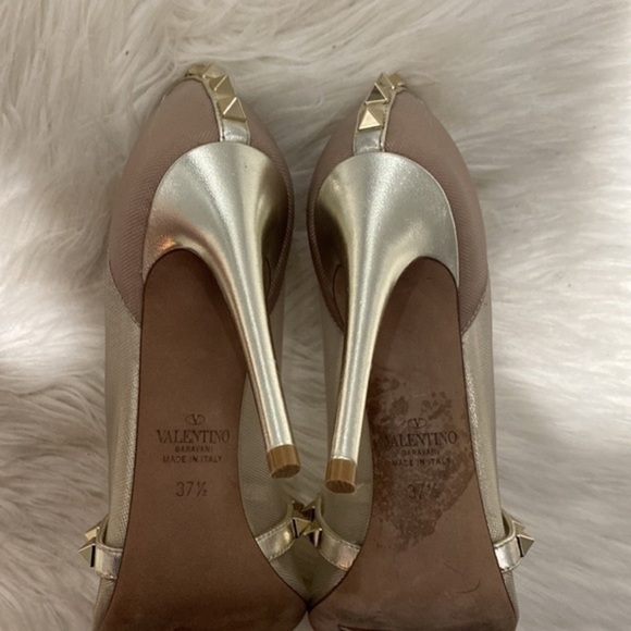 Valentino Garavani Rockstud Alcove pump size 37.5EU - Picture 8 of 14